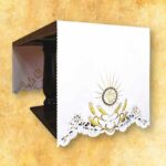 Eucharistisches Tischtuch mit Seitenstickerei
