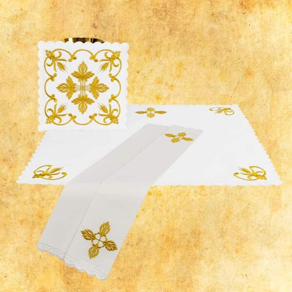 (product) Bielizna Kielichowa "Italian
  Gold"