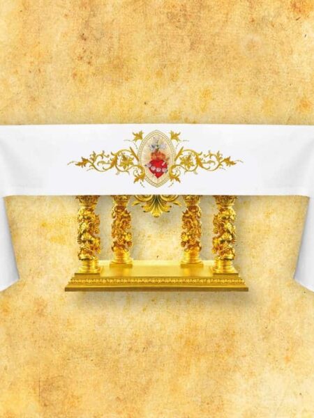 Obrus z haftem czołowym "Serce Maryji"