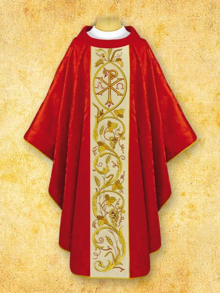 Ornat haftowany  "Christum"