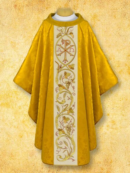 Ornat haftowany "Christum