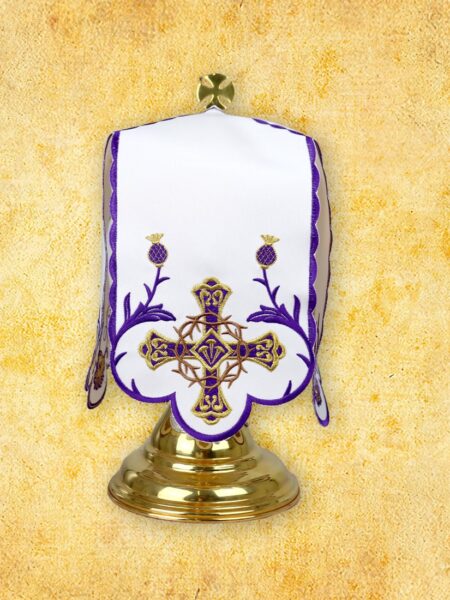 Chalice veil with embroidered cross and flowers