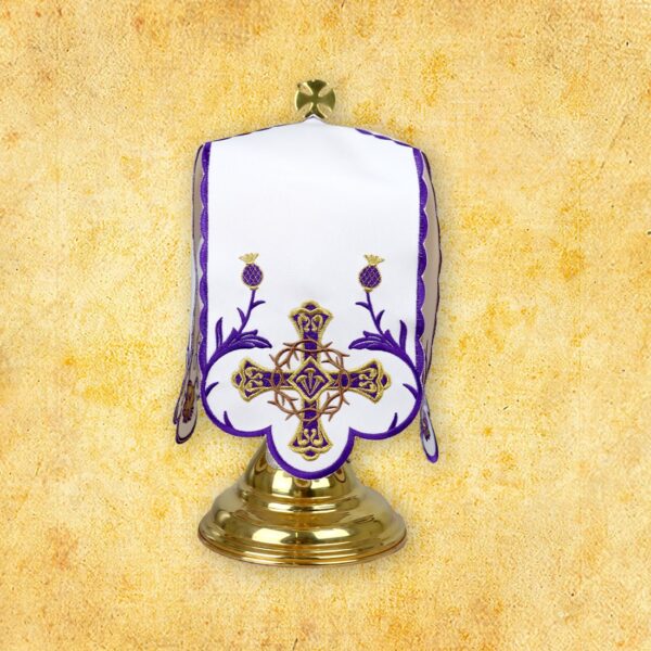Chalice veil with embroidered cross and flowers