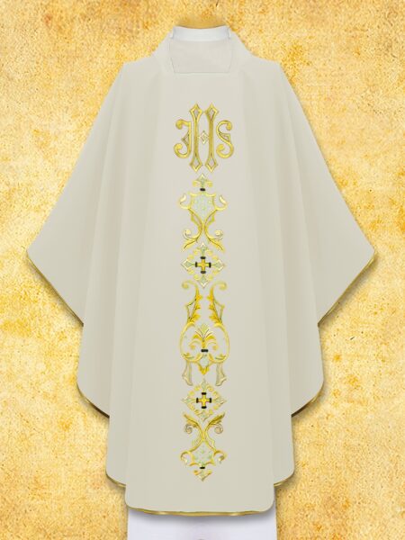 Suknia liturgiczna z ozdobnym haftem złotym