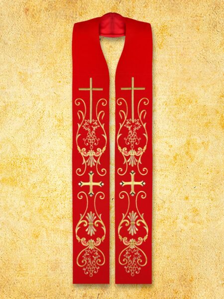 Czerwona stuła liturgiczna z krzyżami i winogronem.
